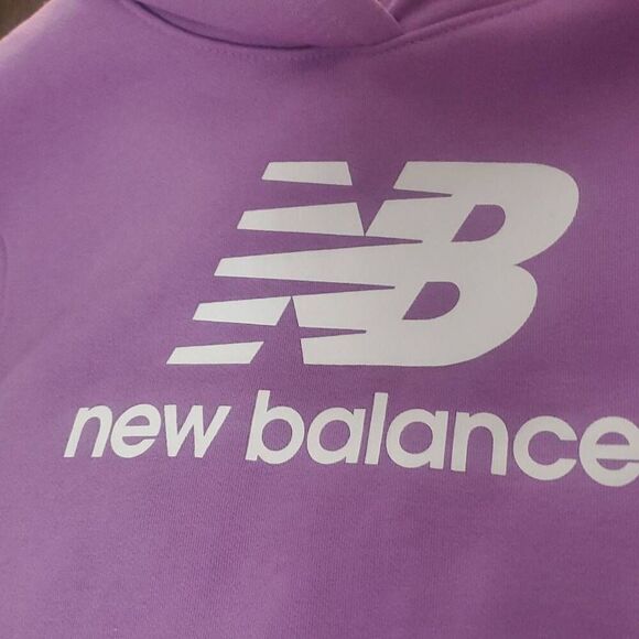 NWT NEW BALANCE HOODIE - Picture 6 of 7